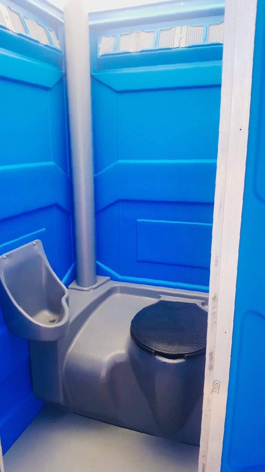 Portable Toilet Hire with Hot Wash inc. Weekly Service